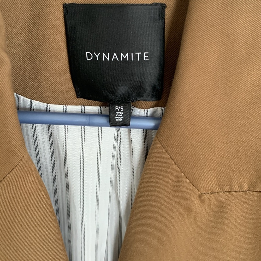 Blazer - Picture 3 of 4